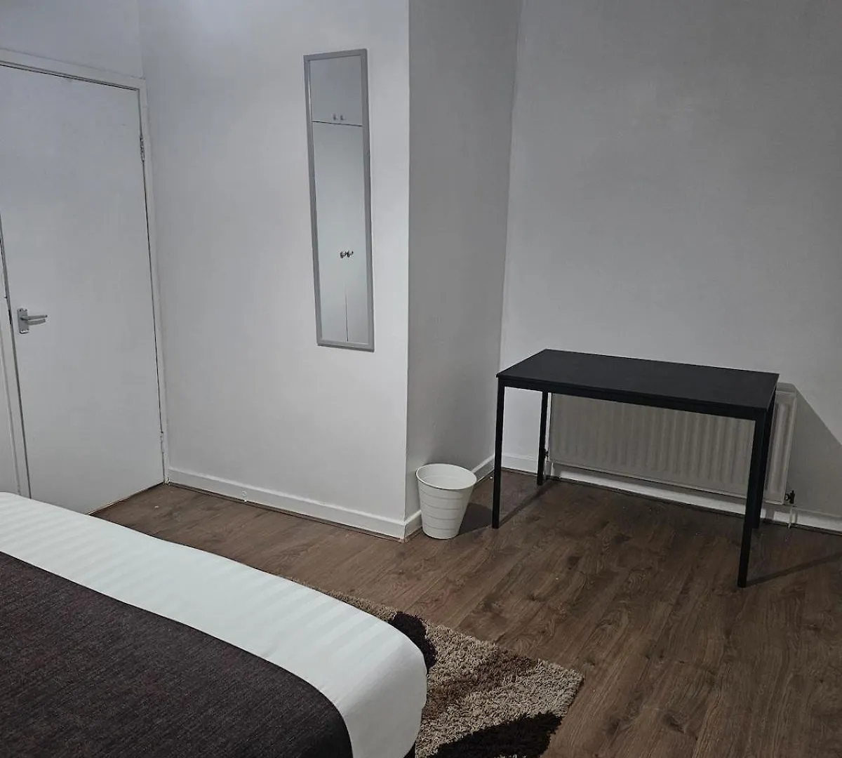 2 Bed Room House In Newcastle Upon Tyne Apartmán